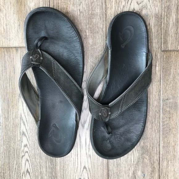 OluKai flip flops - Picture 2 of 5